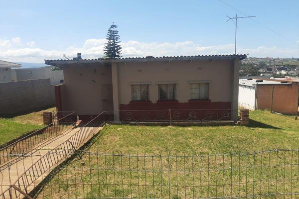 A very good opportunity to own your own home which is situated in a quiet area. This home consists of 2 bedrooms,  bathroom and ...