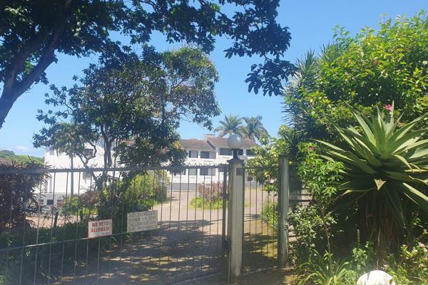 This neat and cozy apartment is absolutely a must view. It is set in the burgeoning area in the South Coast, Umtentweni,
and a short ...