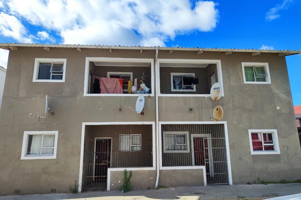 FOR SALE: Prime Investment Property – 4 Separate 3-Bedroom Flats!

Unlock the perfect ...