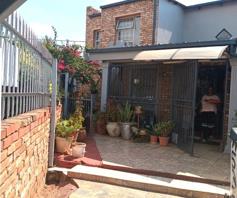 House for sale in Laudium Ext 1