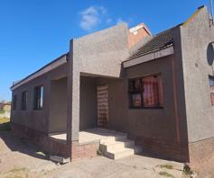 House for sale in Louwville