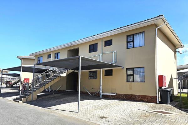 We are delighted to introduce this well positioned, North facing, downstairs unit located in a secure complex.

Upon entering, you ...