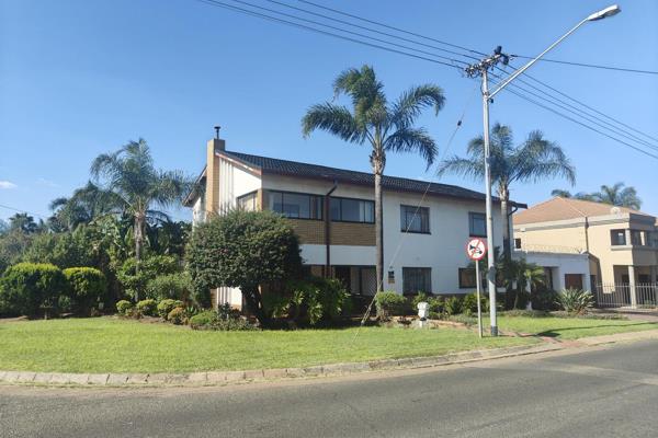 This charming corner double storey house boasts an impressive architectural design and offers an abundance of space, comfort, and ...