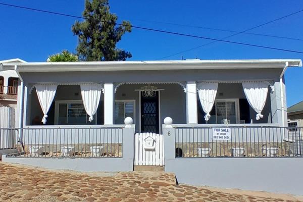 De Rust, Runner up in Kw&#234;la’s Town of the year and recently seen on Carte Blanche, Klein-Karoo Western Cape
Time To Move? Home is ...