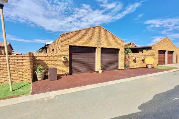 3 Bedroom Townhouse for Sale at Eleadah HOA R28 (Main Reef Road), West Rand Cons ...