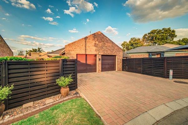 Situated in one of our AAA Security Estates in Glen Marais Kempton Park.
This elegant ...