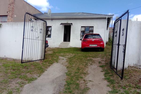 For Sale: 2-Bedroom House in Mdantsane
Price: R595,000

Bedrooms: 2
Bathroom: Features a bath, basin, and toilet
Flooring: Tiled ...