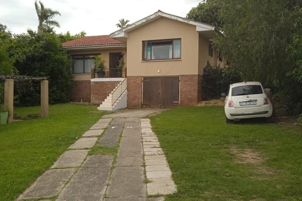 For Sale: Beautiful Family Home in Gonubie
Price: R1.7 Million
Address: 41 7th Avenue, Gonubie

This stunning family home offers ...