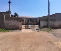 House for sale in Roodekop