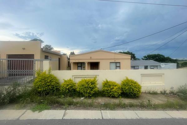 Beautiful 3 bedroom house in NU15 for rental. It offers 3 bedrooms, bathroom, kitchen and lounge.

Located in a serena and convenient ...