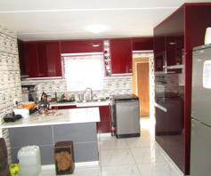 Apartment / Flat for sale in Bramley Gardens