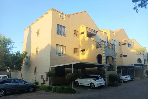 Studio Apartment for Sale in Fourways? Lonehill. Bachelor Unit. Ground Floorwith private garden



Discover the perfect blend of style ...