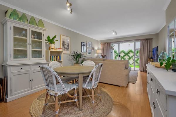 Welcome to this inviting open plan garden apartment. 
Beautiful open plan kitchen  with granite tops flows into dining room and lounge  ...