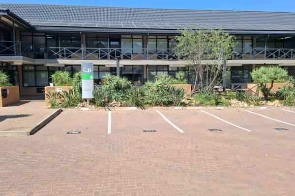 Gross rental @ R119 m&#178;
Airconditioning maintenance - R1.10 p/m&#178;
Park Levy @ R4.44 p/m&#178;
Utilities excluded
Parking - ...