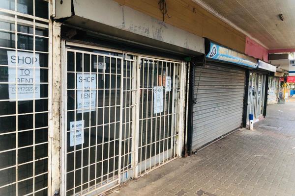 Great investment opportunity . This property has three shops at the front and 12 rooms at the back. 

The three shops are currently ...