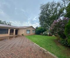 House for sale in Lennoxton