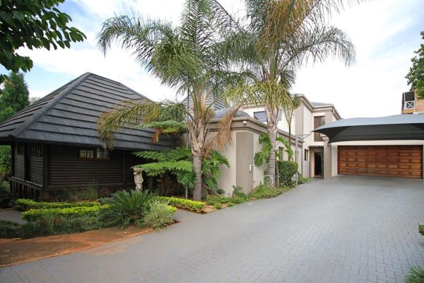 Spectacular double-story family home in Noordheuwel, offered at an exceptional price! 

This home seamlessly blends luxurious ...