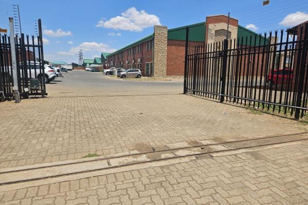 Highly Secure Industrial Park Well fenced with a double fence:
Warehouse in a 24h 7 ...