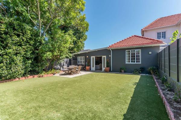 Nestled in the prestigious Golden Mile of Rondebosch, this home offers a rare opportunity to live in one of Cape Town’s most ...