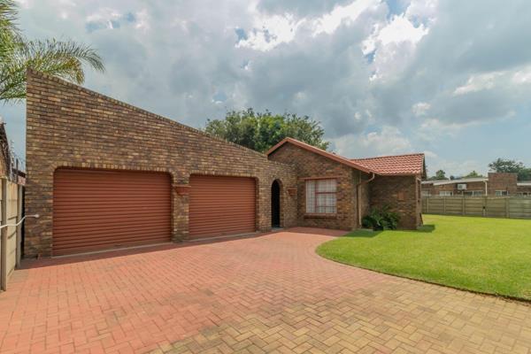 Welcome to your dream home, an exquisite property nestled in the heart of Dalpark Ext 11 in Brakpan, where modern elegance seamlessly ...