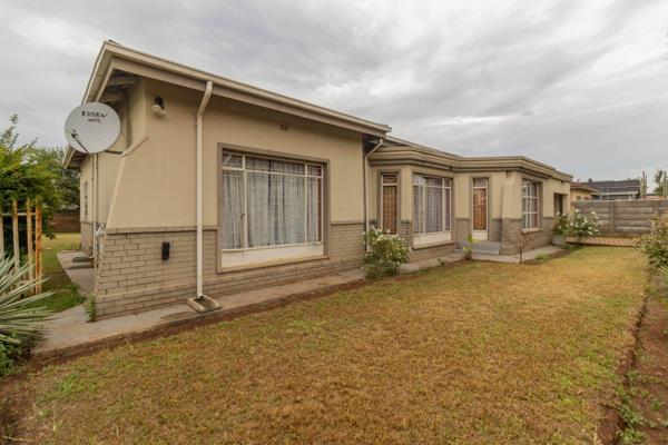 Spacious 3-Bedroom Home with Bachelor Flat in Brenthurst,

Discover this charming 3-bedroom, 2-bathroom home in the sought-after ...