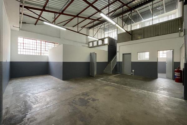 This versatile industrial unit in a secure business park offers open-plan workspace with ...