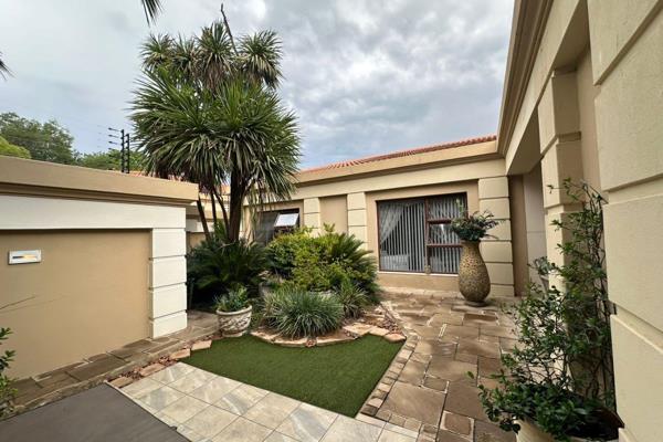 This Home offers:
Lounge
Dining
Study area
x2 Garages
x2Carports 
Built in central vaccum system 
X3 Bedroom 
X2 ...