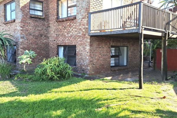 Shared property - This cozy and semi-furnished two bedroom apartment offers a comfortable and convenient living space in a shared ...