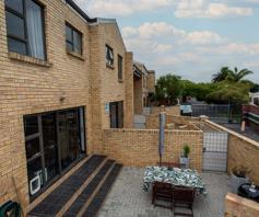 Townhouse for sale in Eden Park