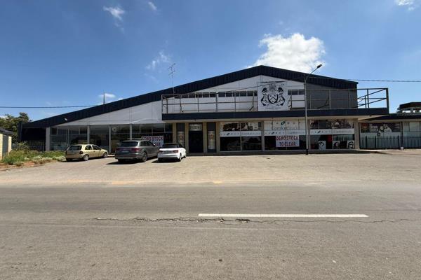 Situated in the heart of Horison, Roodepoort, this expansive commercial property offers ...