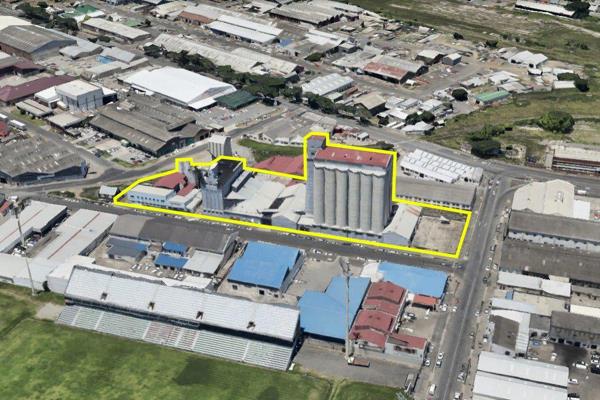 Extent: +/- 6 664 sqm | GLA: +/- 3 421 sqm | High-visibility location | Prime street ...