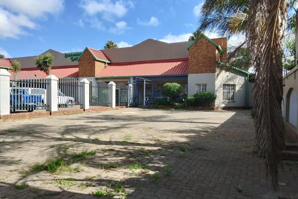 This well-located commercial property in Isando offers an excellent opportunity for ...