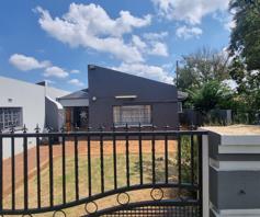 House for sale in Lenasia Ext 3