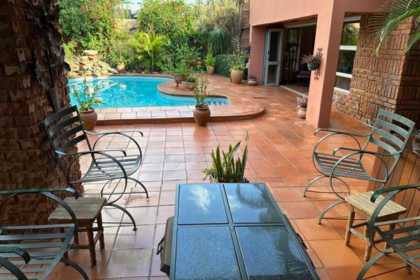 Located in the prestigious and most sought-after suburb of Mokopane, this impressive home offers the perfect blend of luxury, space and ...