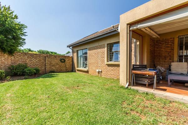 Open plan kitchen with a separate scullery leading to the dining and living areas
3 bedrooms of which the the master has an en-suite ...