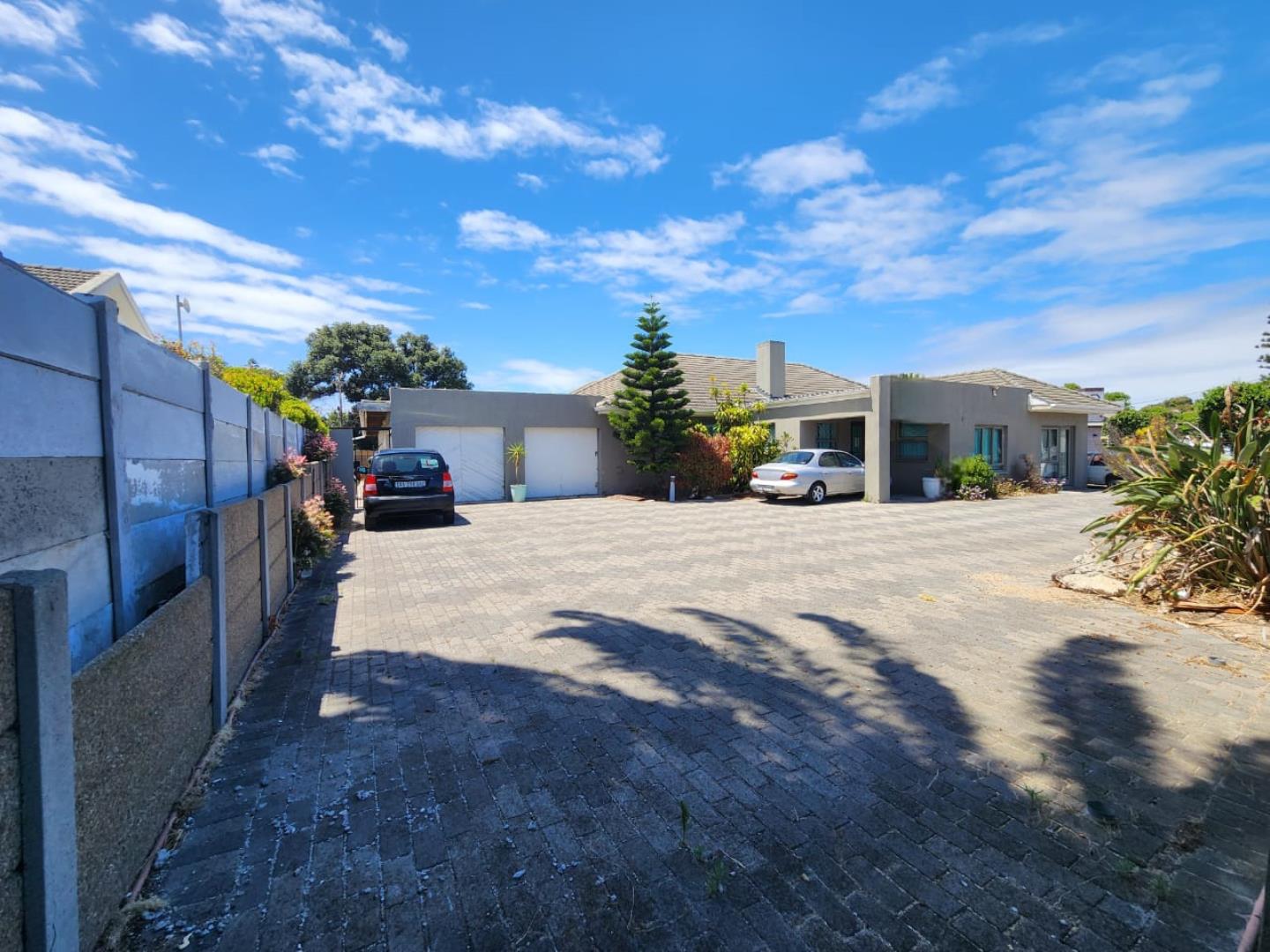 Commercial property for sale in Tijgerhof