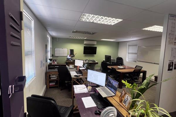 Modern 82m&#178; Office Space in The Fairway Square – Secure &amp; Convenient ...