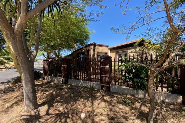 We listing here one of Cape-Town&#39;s most peaceful neighborhood where property offers both value and enviable quality of life.
 A ...