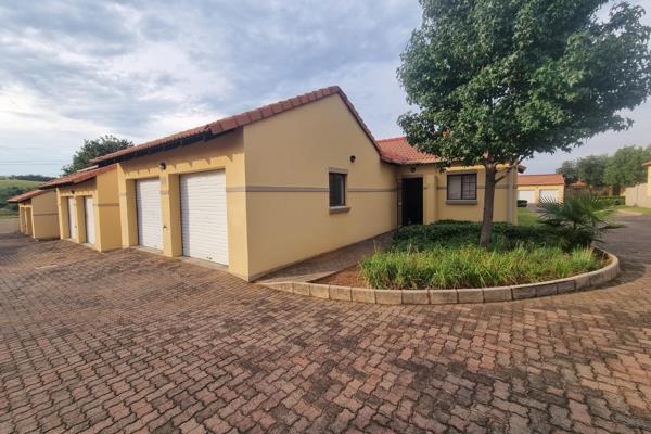 Situated in the sought-after Mooikloof Ridge Estate, this charming 2-bedroom, 2-bathroom ...