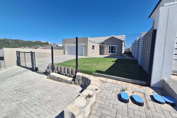 Discover this architecturally designed 208m&#178; duet home nestled in the sought-after Island View, Mossel Bay. With a fully fenced ...