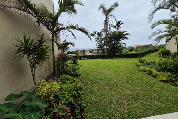 This fully furnished three bedroom apartment is a mere few minutes drive to the main Umdloti beach.
Perfect for a couple who are ...