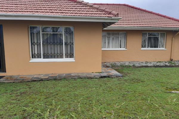 Spacious family home  built in 693 s/m piece of land, consist of 
3 bedrooms
2 bathrooms
Kitchen
Open plan lounge leading to ...