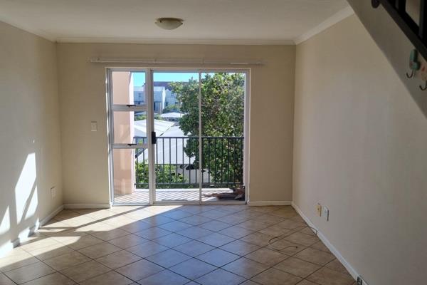 Not far from Gordon’s Bay beaches, this first floor, two bedroom apartment is wonderful.
The apartment has an open plan kitchen and ...