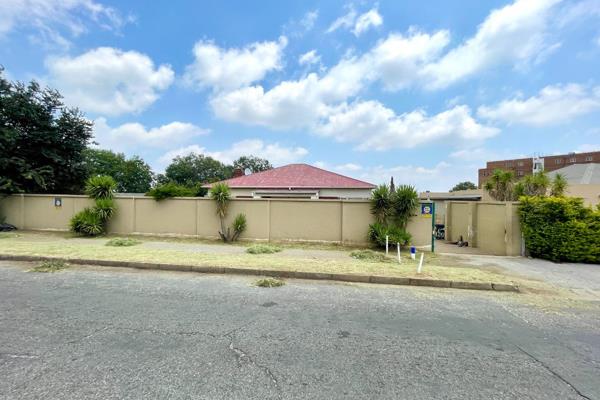 FOR SALE | Investment Property Opportunity in The Hill
This spacious property presents ...