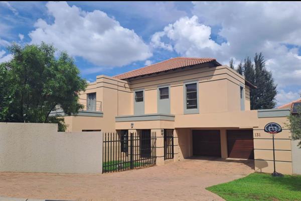 IMMACULATE DOUBLE-STOREY HOME WITH 24/7 SECURITY IN KYALAMI GLEN ESTATE

Discover this gem in the prestigious and secure Kyalami Glen ...