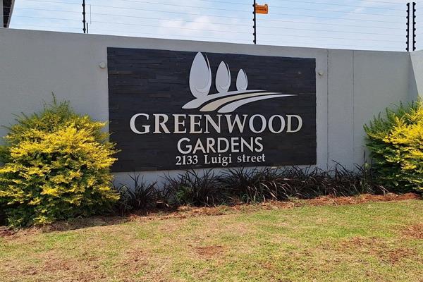 New, modern, security complex in Alliance, Benoni, Greenwood Gardens has a ground floor 2- bedroom apartment for sale.

Open plan ...