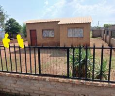 House for sale in Soshanguve South Ext 4