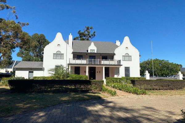 This magnificent Sir Herbert Baker-designed office building will be available for occupation by March, offering a rare blend of ...