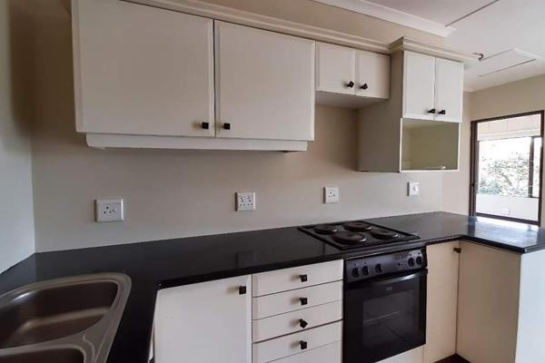 Spacious neat flatlet to rent in Salt Rock.

This is a two bedroom 1 bathroom flatlet , open plan lounge and kitchen opening up to a ...