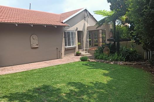 3 Bedroom House for sale in Rangeview